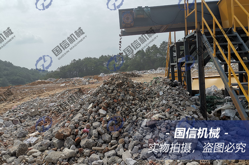 廣西(xī)南(nán)甯建築裝修垃圾分(fēn)揀現(xiàn)場(chǎng)