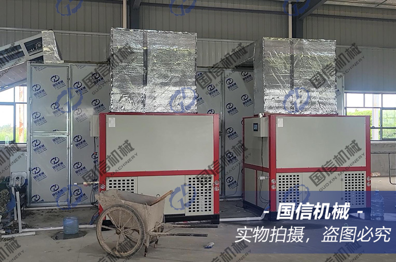 湖(hú)北(běi)艾葉烘幹現(xiàn)場(chǎng)